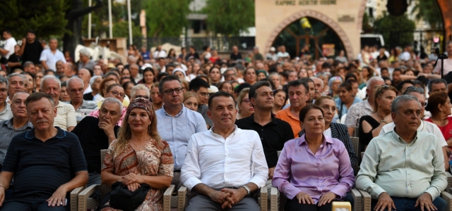 Başkan Özyiğit, Mersin Cemevi’nde Aşure etkinliğine katıldı...