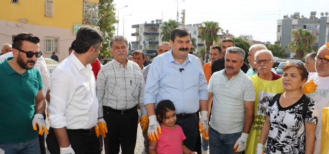 BAŞKAN YILDIZ, TEMİZLİK KAMPANYASI İÇİN YİNE SOKAKLARDAYDI...