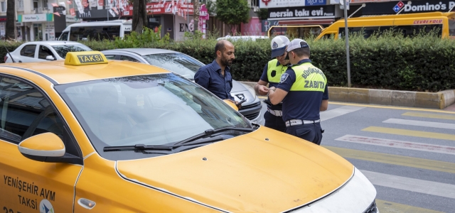 BÜYÜKŞEHİR EKİPLERİ KURALLARA UYMAYANLARA GÖZ AÇTIRMIYOR...