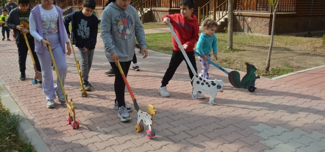 BÜYÜKŞEHİR’İN ÇOCUKLARA YÖNELİK FAALİYETLERİ ARALIKSIZ DEVAM EDİYOR...