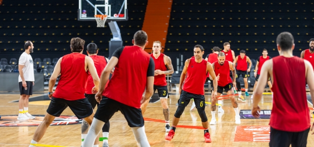 CARETTALAR 10 KASIMDA ANADOLU EFES’İ KONUK EDECEK...