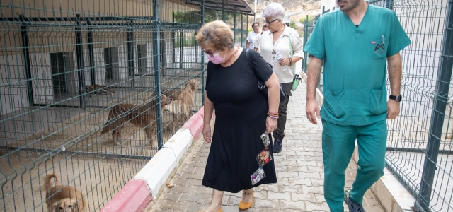 KADIN DERNEKLERİ’NDEN KAŞLI GEÇİCİ BAKIMEVİ’NE TAM NOT...