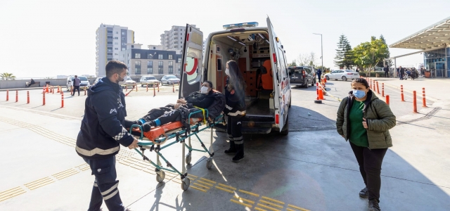 MERSİN BÜYÜKŞEHİRDEN AMBULANS HİZMETİ...