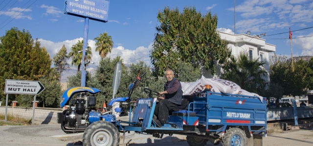 MERSİN BÜYÜKŞEHİR’DEN ÜRETİCİYE DESTEK...