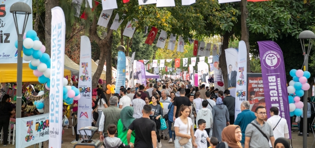 TARSUS FESTİVALİ ESNAFA İYİ GELDİ...