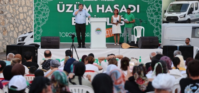 Toroslar Belediyesi’nin düzenlediği Üzüm Hasat Etkinliği Tam Not Aldı...