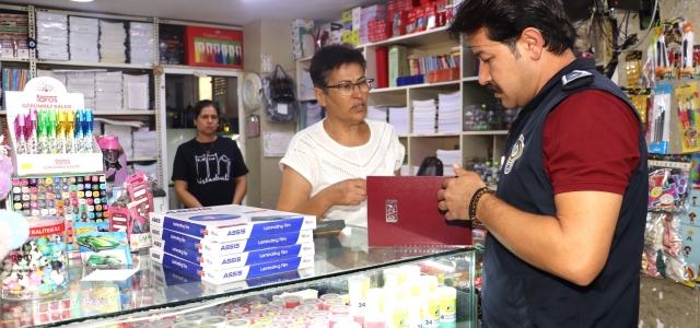 Toroslar Zabıtası’nadan Kırtasiye Denetimi...